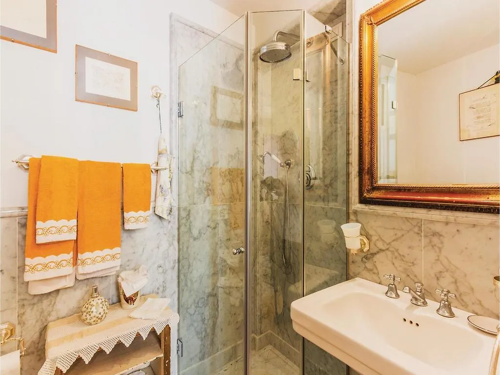 Apartment Palazzo Poggi Hotel Lucca Italy