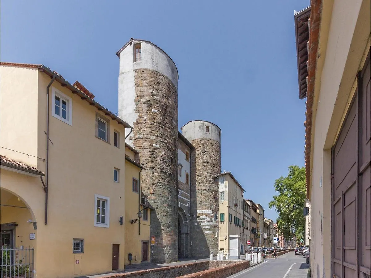 Palazzo Poggi Hotel Lucca 0*,  Italy